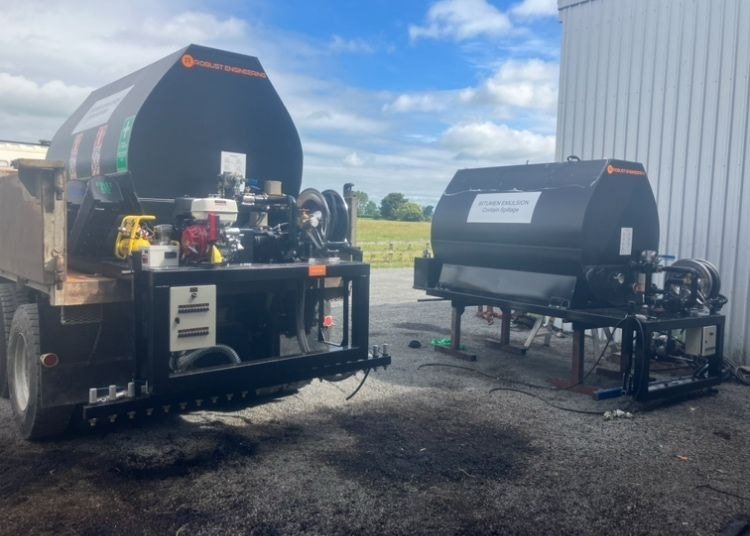 Two specialist bitumen spray units built by Robust Engineering